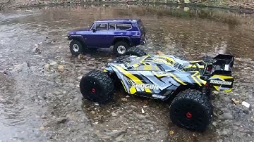 My all new Redcat #1/10 scale Gen8 🪨 #crawler 4x4 first run with special guests the #showgun