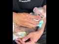 Eating enough Red Hair Pill, the monkey was held by its father and fell asleep peacefully