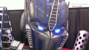 Botcon 2011 sneak peek - Transformers stuff everywhere