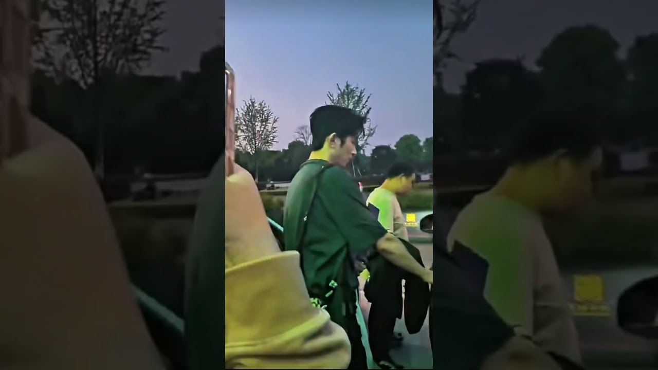 王凯沐下班路透：都市职场情感短剧