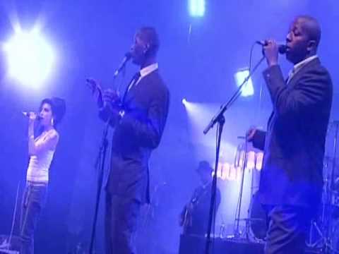 Amy Winehouse - Back to black (live at Eurockeennes)