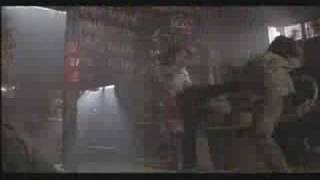 Golden 2 (Promo 007 Las chicas Bond 1)