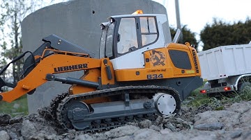 Liebherr LR634 tracked loader