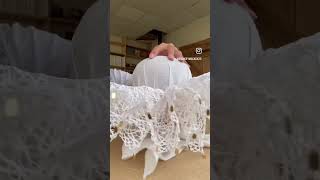 Setting Lady Greensleeves Ruff.
Setting Lady Greensleeves Ruff. Setting Lady Greensleeves Ruff.