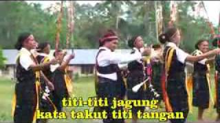 Nona Baju Merah.flv chords