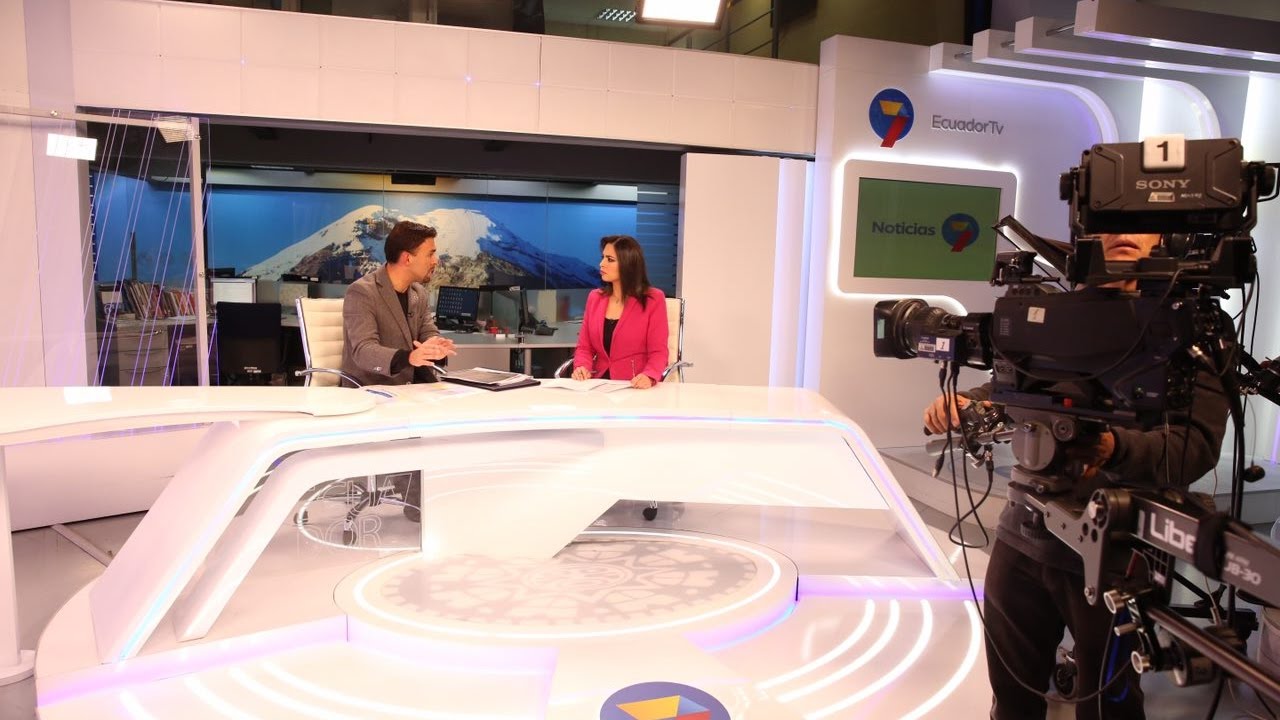 Entrevista en Ecuador TV - YouTube