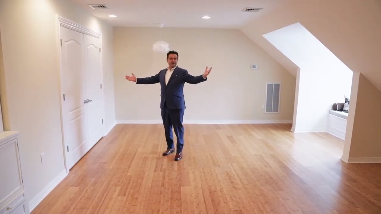 Real Estate Video Tour of a Home in Penn Valley Pennsylvania