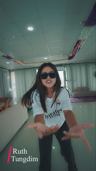 Kuki Celebs... @dingpi_huilhi... Restaurant....