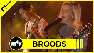 Video thumbnail of "Broods - Falling Apart | Live @ JBTV"