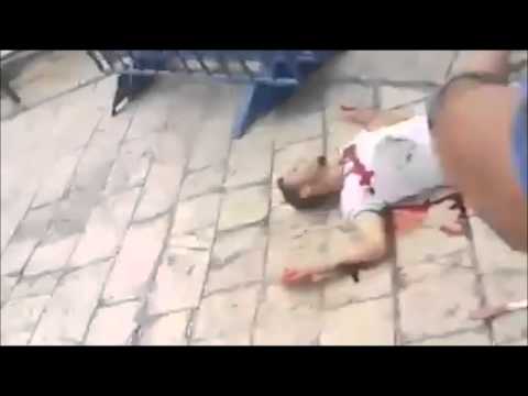 اللحظات الأولى لاستشهاد شاب فلسطيني بنيران قوات الاحتلال بالقدس المحتلة