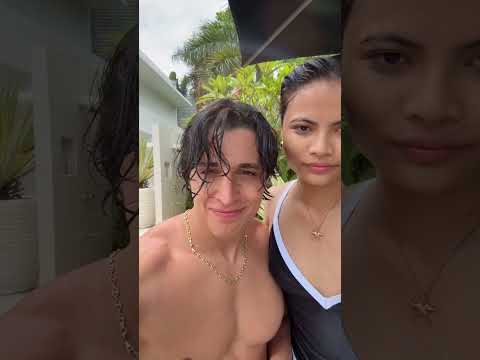 يوسف خليل مع فتاة تونسية