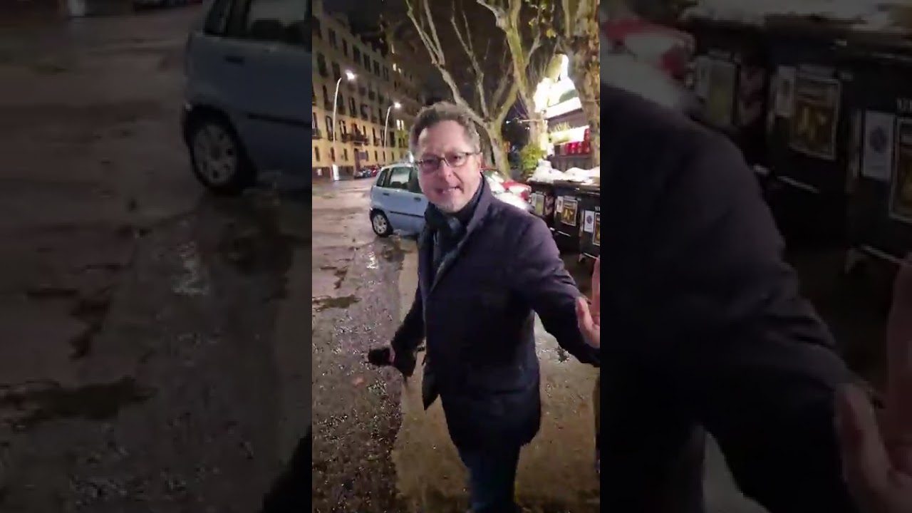 francesco emilio borrelli a margellina di sera