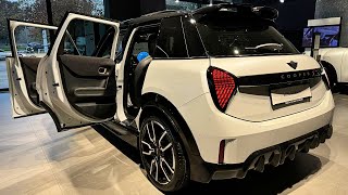 2025 MINI Cooper S - Interior and Exterior Details