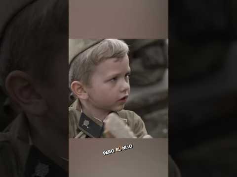 😳 Un niño se convirtió en soldado, hasta el enemigo quedó en shock #shorts