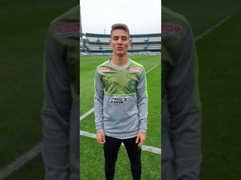 Natael do Coritiba envia mensagem a jovem de Morretes