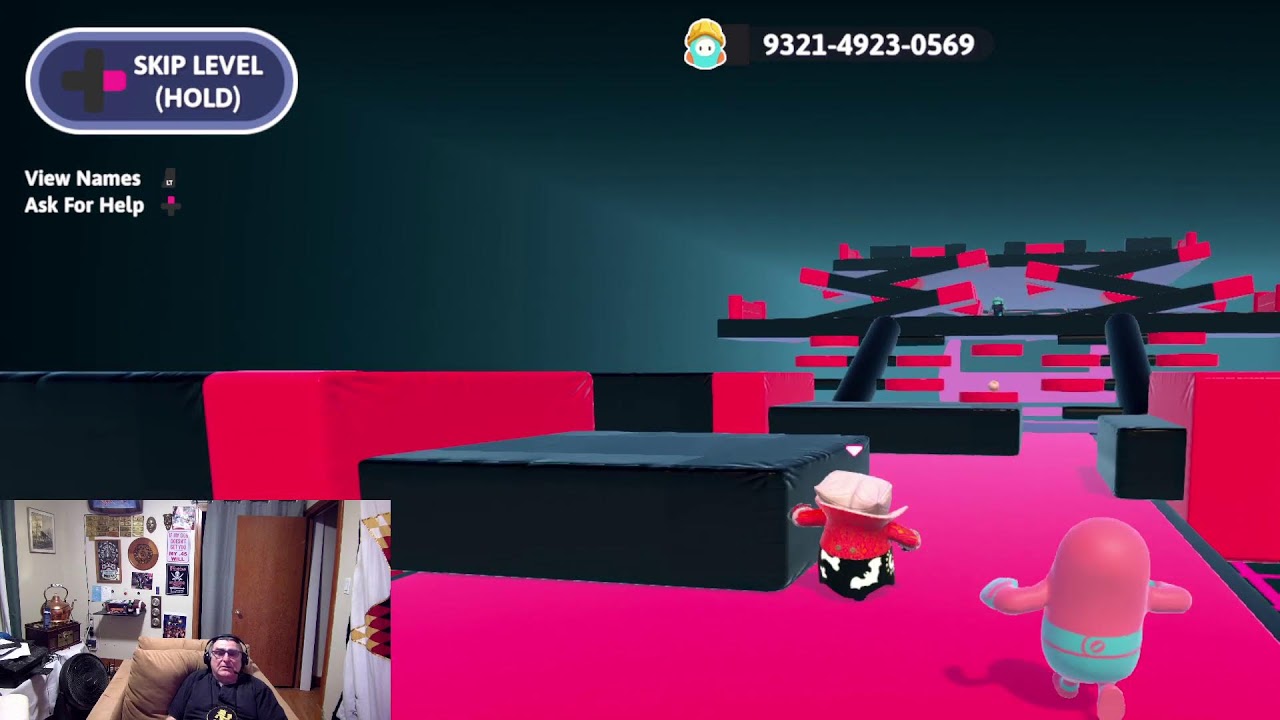 chill gamer playing fall guys & sonic rumble