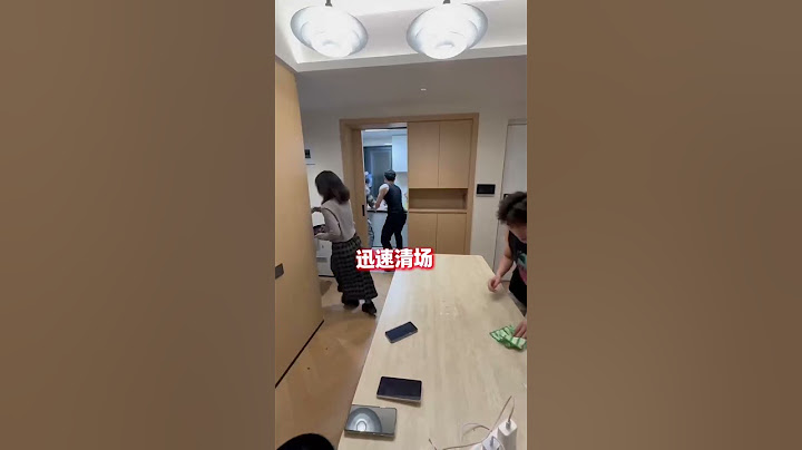 自从老板来拍摄现场要吃道具过后   大家都熟练得让人心疼了#吃饭 #老板 #老板和员工的日常 #斗智斗勇的日常