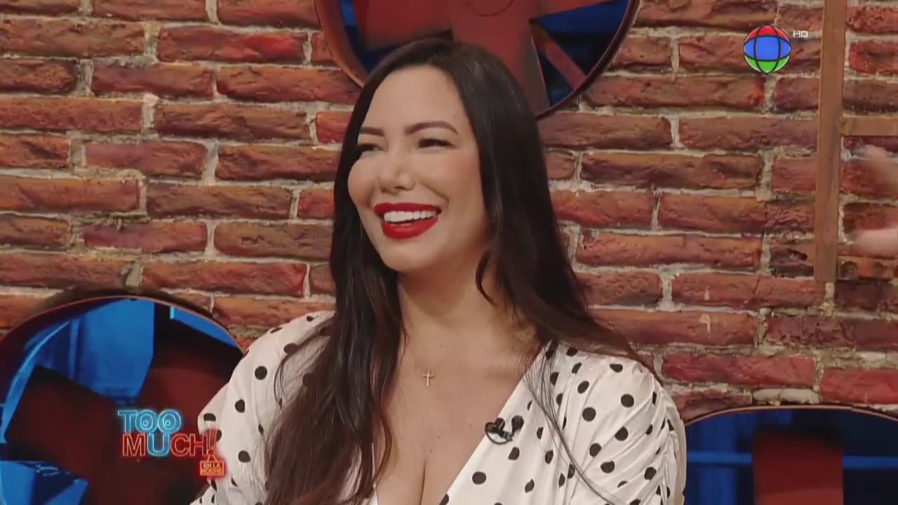 Conversaciones Entre Amigos: Humor y Anécdotas en el Aire