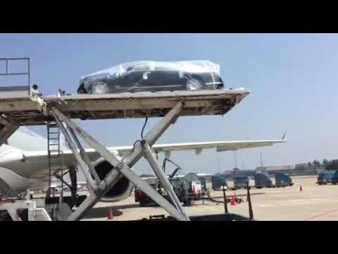 Bentley Unloading Sri Lanka airport Dhammika Perera car - YouTube Bentley Unloading Sri Lanka airport Dhammika Perera car - YouTube