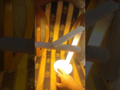 Лампа настільна світлодіодна акумуляторна трансформер із регулюванням яскравості, видео 1