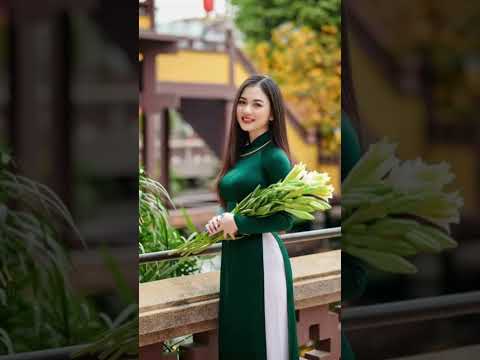 Áo dài Việt Nam - Người Mẫu Áo Dài Sinh Viên Gợi Cảm #fashion #beautiful #dress