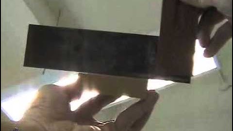 checking flatness using try square 2