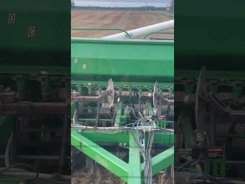 John Deere 1560