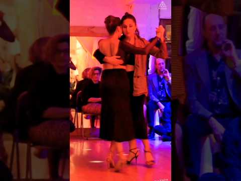 Ana Karina y Melania "Mi dolor" por La Orquesta típica Misteriosa Buenos Aires en Trazarte. Sept 23