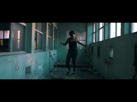 2MUCH - Um Grog feat LORETA & BLACKA