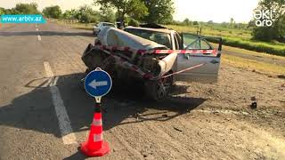 Zaqatalada Qeza - Avtomobil Agaca Chirpildi Zaqatalada Qeza - Avtomobil Agaca Chirpildi