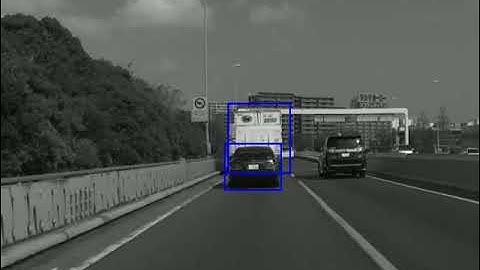 Separation and identification of overlapped vehicles with spatio-temporal shared filter