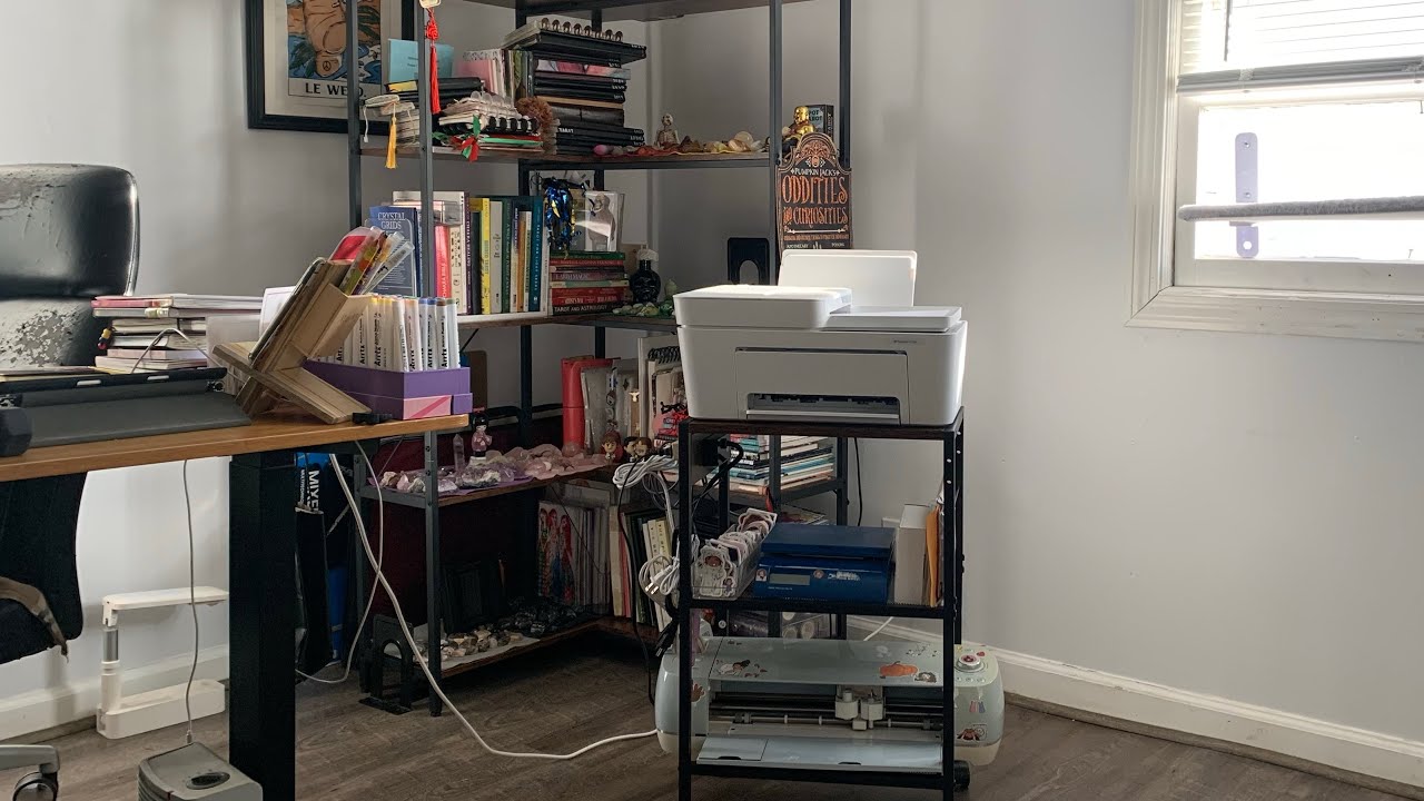 Pages of 2025 📖 the Stack 📚 | 🐈‍⬛ band Mom🥰 | 🔧 Building a 🖨️ Sticker Station | vLog 