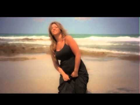 אושרית מלכה תקשיבו טוב קליפ Oshrit Malka 