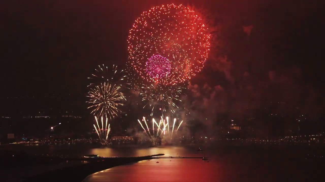 Vuurwerk Show Kermis Hoorn 2025 (Drone, 4K, Music in Sync)