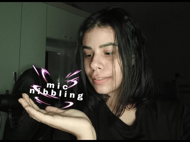 ASMR- Mic nibbling (meu microfone pifou😭)