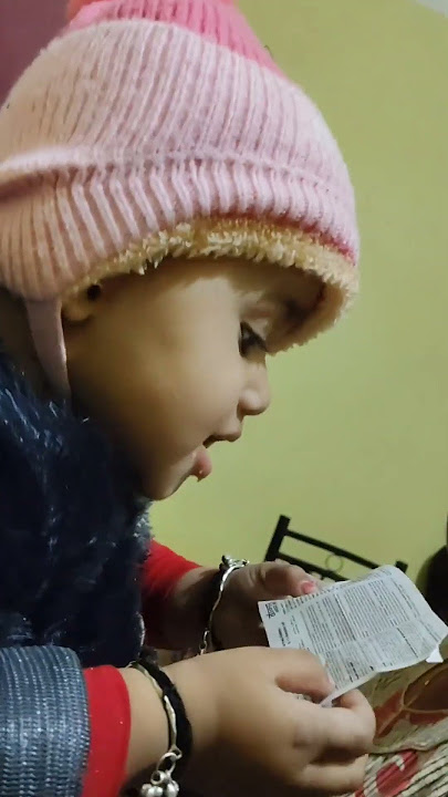 only one yere baby reading book 😆😎🤭❤❤ #shots #babygirll #cutebaby #shortsfeed #funnybaby #ytshorts