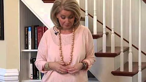 A Walk Through Holy Week with Teresa Crouch - Satu...