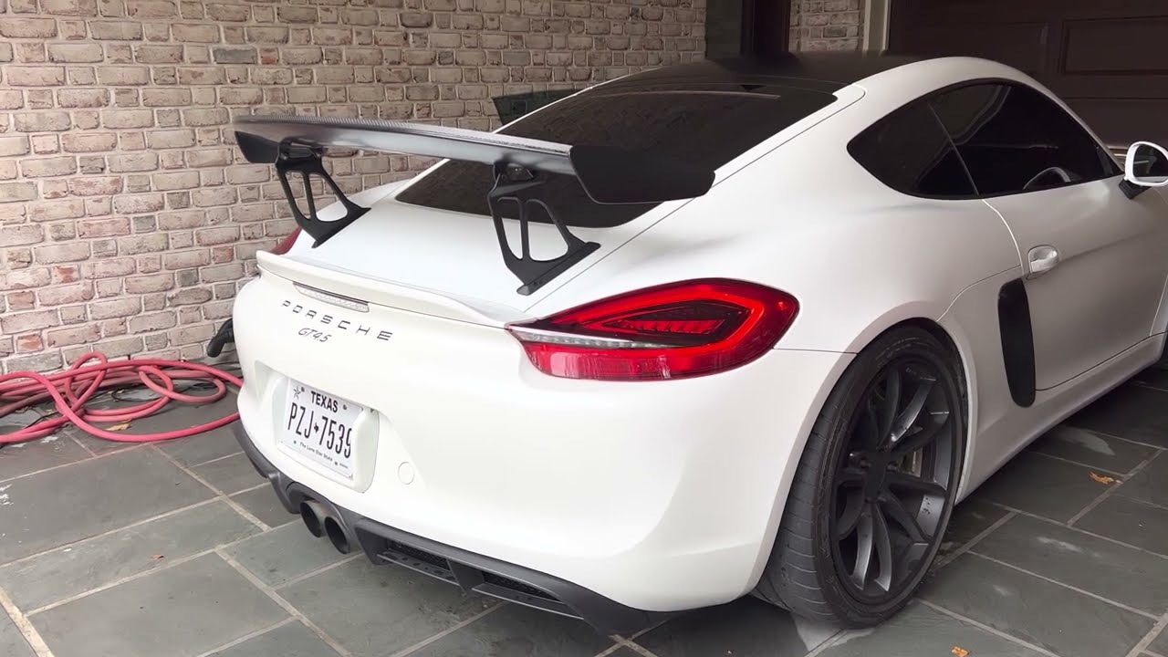 2016 Porsche GT4 DeMan Cold Start