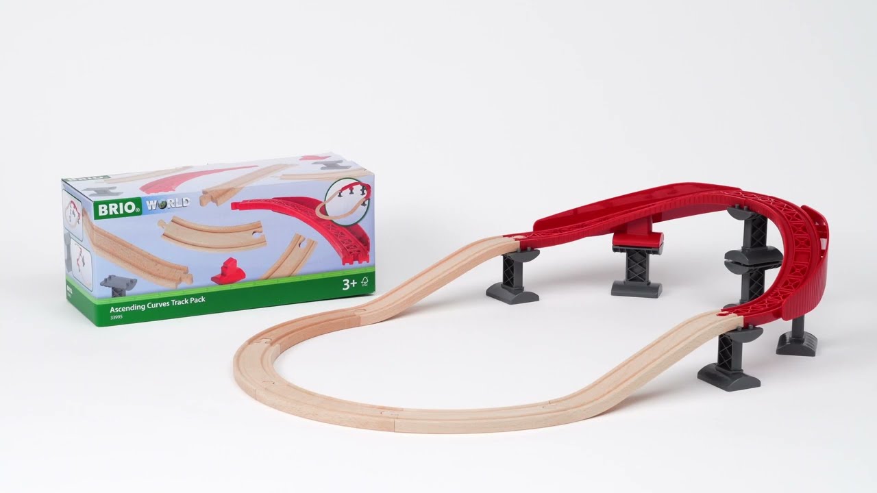 BRIO World - 33995 Ascending Curves Track Pack - YouTube