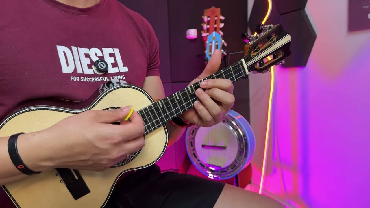 APRENDA ESSE FLOREIO NA BATIDA DO CAVAQUINHO