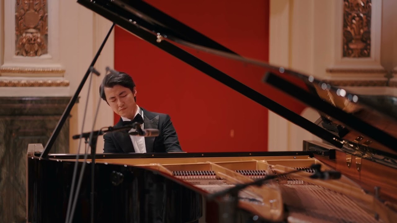 W. A. Mozart: Piano Sonata K. 332 II. Adagio