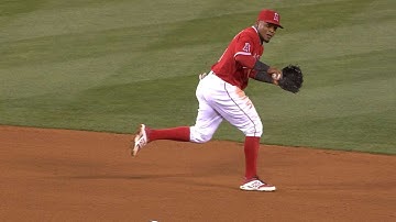SD@LAA: Aybar makes impressive plays in 2nd, 4th
