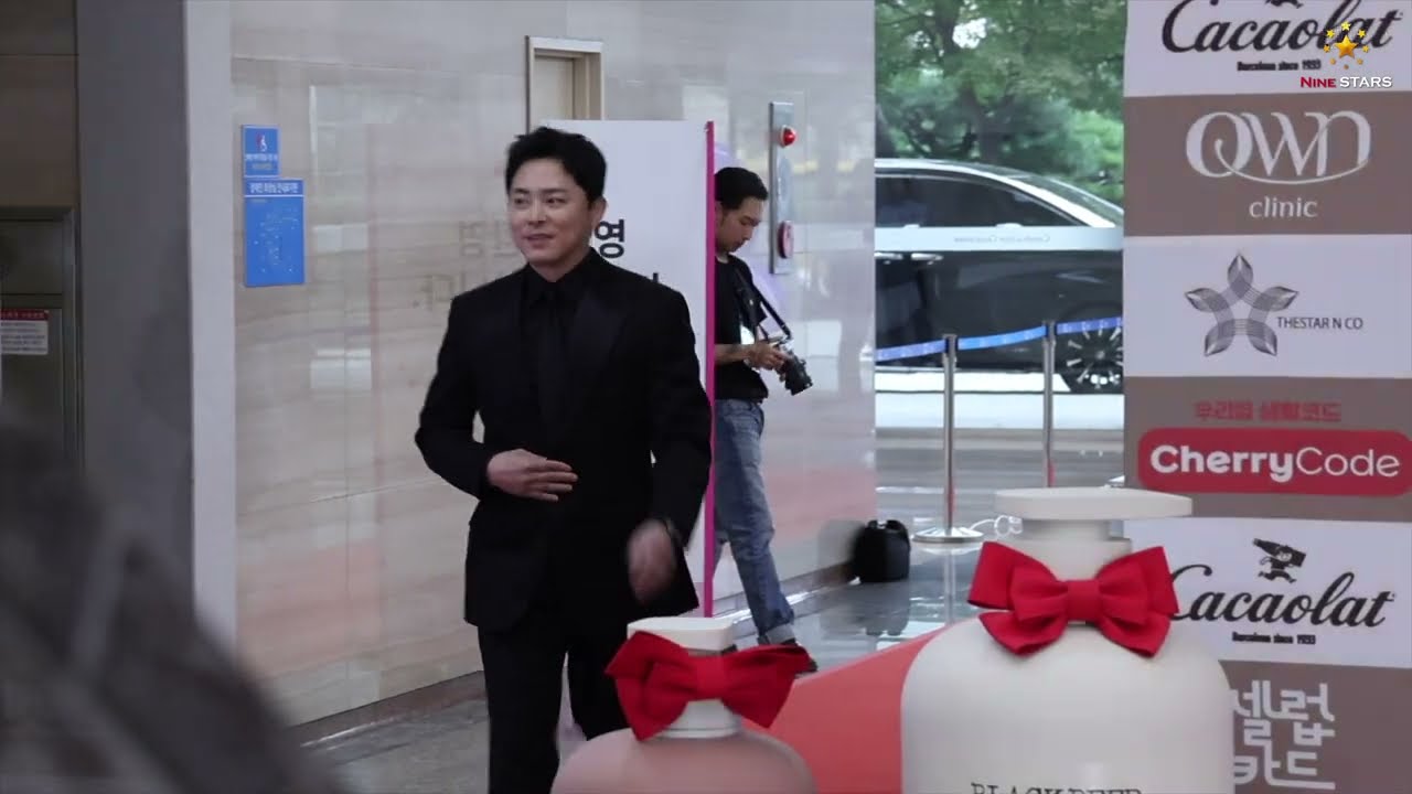 조정석, 제45회 황금촬영상 남우주연상 수상 전 포토타임