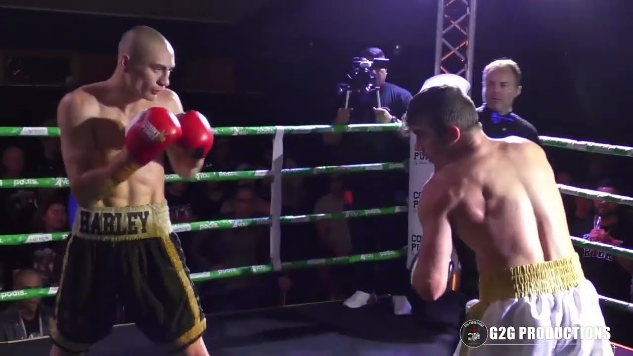 MARCUS HEYWOOD vs HARLEY AROHA |  Boxing Fight | Hardknocks Boxing Event