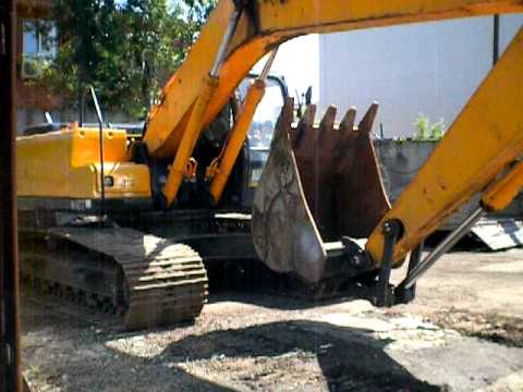Хендай r250lc 7