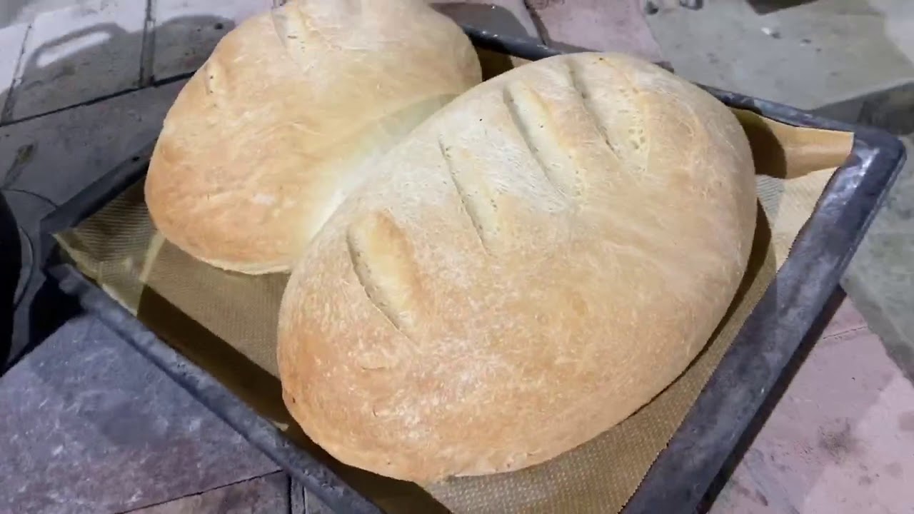 Круглый хлеб из печки