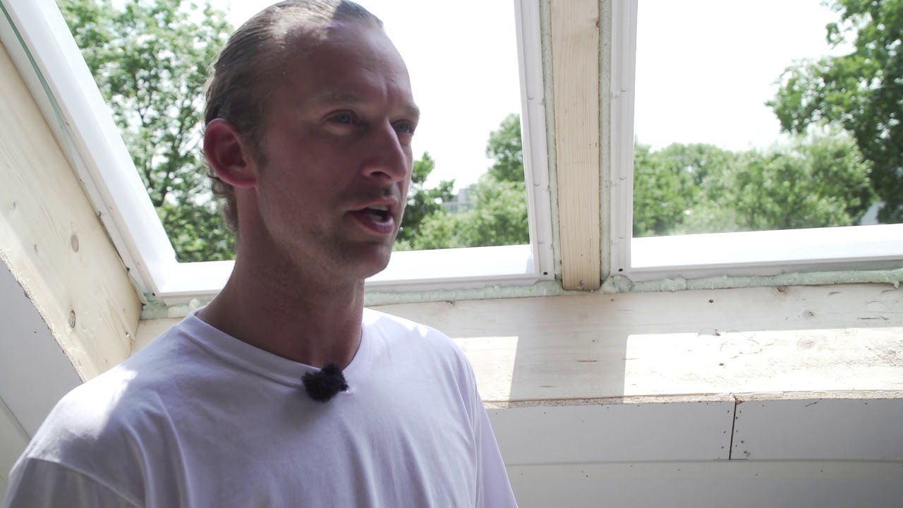 Kapel Dakramen Gekoppelde dakramen laten plaatsen