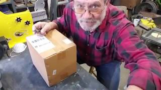 Variac.. Unboxing the new 20A Variac and testing it.