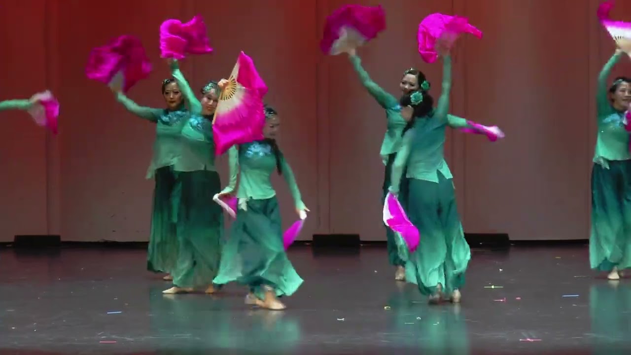 06 Jiaozhou Yangko Dance: Carrying the Dragon King at the 2026 ICCCI New Year Gala