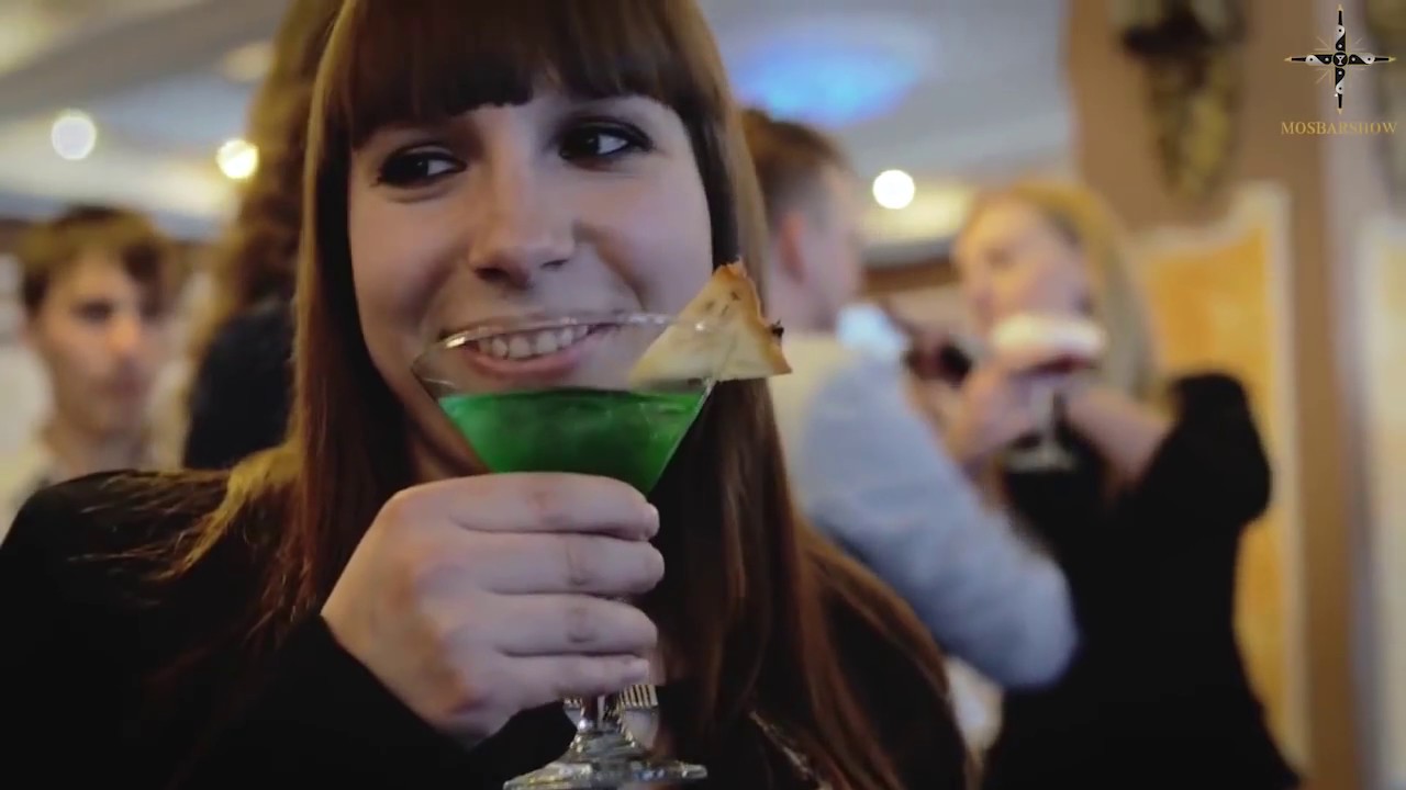 ПИРАМИДА ИЗ ШАМПАНСКОГО МОСКВА "BARVIP"